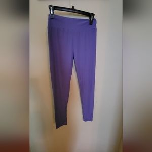 Soft lilac leggings